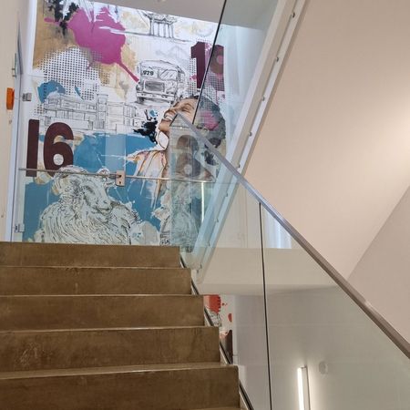 Ganzglas-Treppenhaus-Geländer mit Profilsystem von Crosso