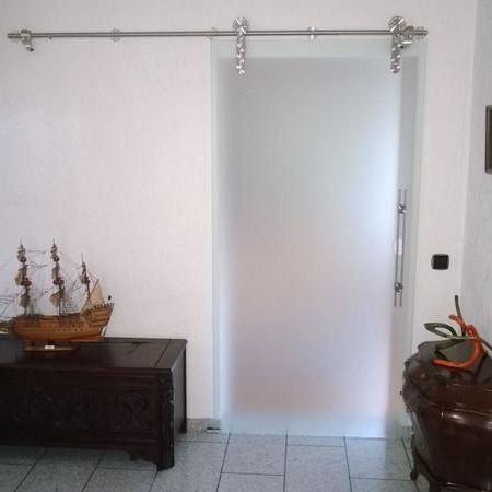 Schiebetür: Glas Uadi System MWE Spider